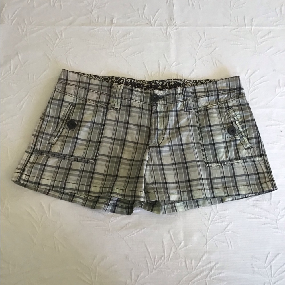 Fishbone Plaid Women's Shorts Item #205
